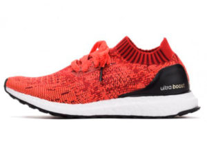 Кроссовки Adidas Ultra Boost мужские красные с черным - фото слева