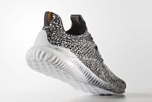 Кроссовки Adidas AlphaBOUNCE "Motion Capture" Black/White (40-45)