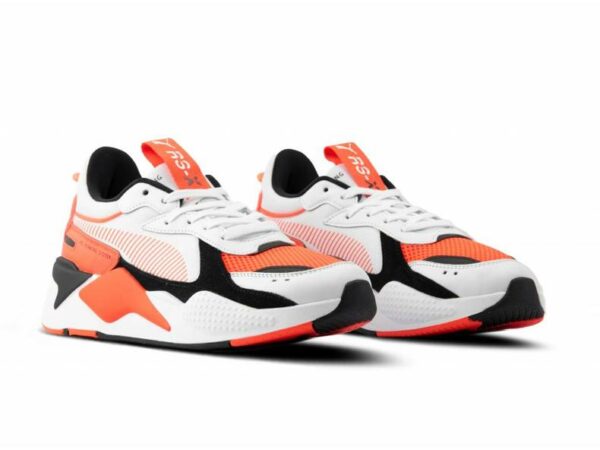 Оранжевые кроссовки Puma